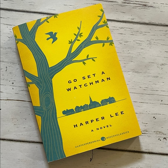 Go Set a Watchman by Harper Lee - Yellow Cover - Picture 1 of 1